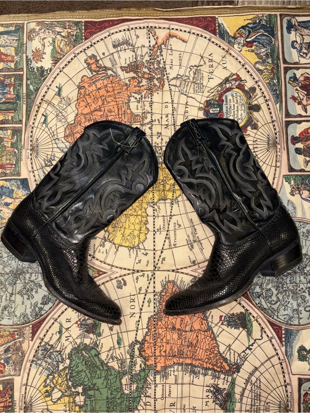 Tony Lama Black Snakeskin Inlay Western Boots - Picture 2 of 4